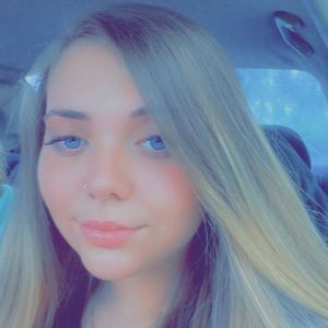 Meet your Posher, Shana